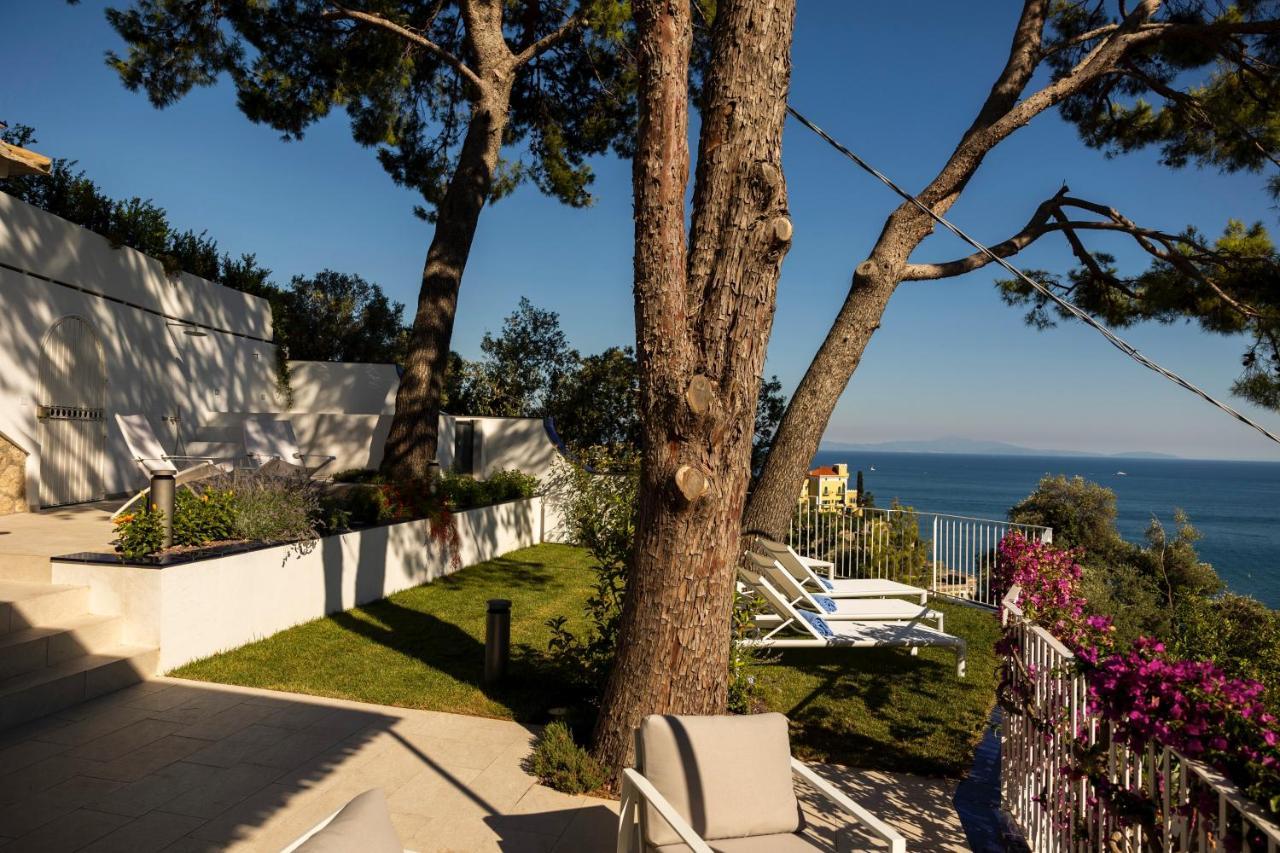Decori Suites Amalfi Coast - Free Parking Vietri Exterior foto