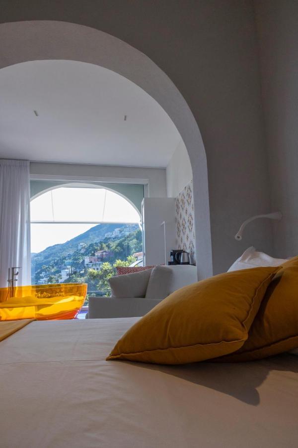Decori Suites Amalfi Coast - Free Parking Vietri Exterior foto